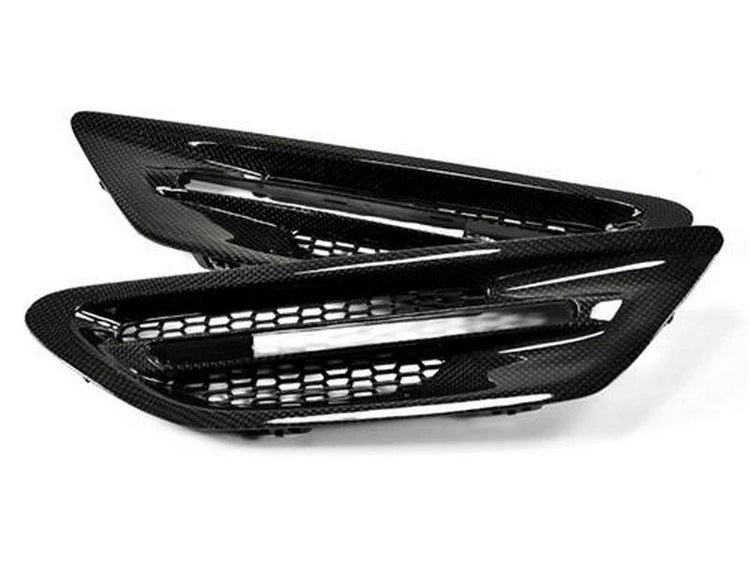 AutoTecknic Aero Carbon Fiber Fender Vents For BMW F10 550i, 550i xDrive