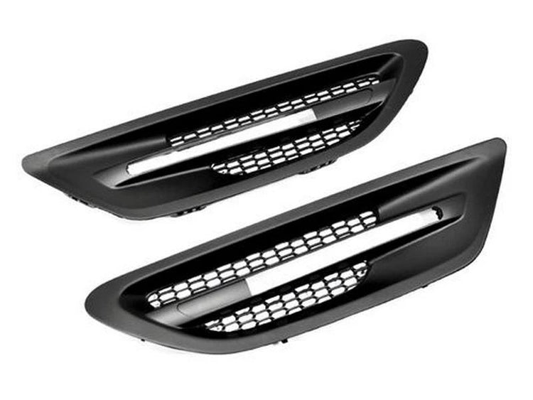 AutoTecknic Aero Stealth Black Fender Vents For BMW F10 520i