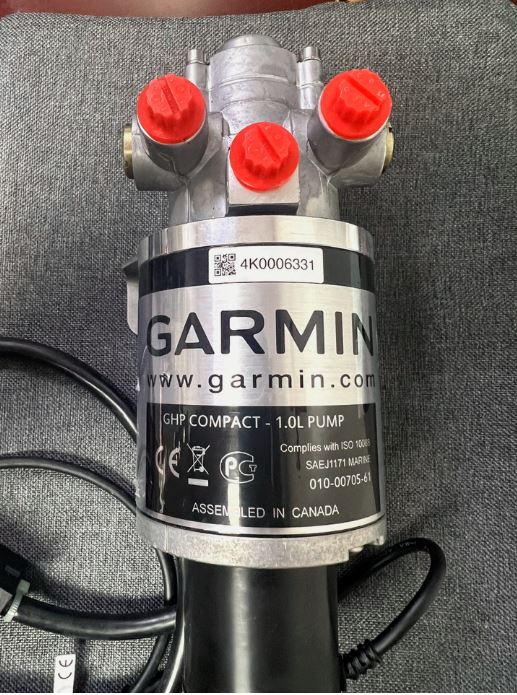 010-00705-61 Garmin Ghp Compact Hydraulic Pump 1.0L GAR0100070561